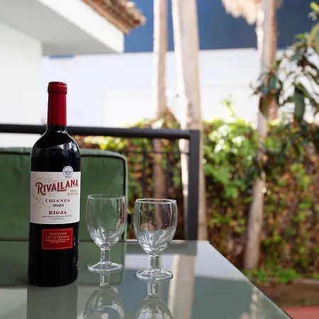 Don Juan Manuel アパート *